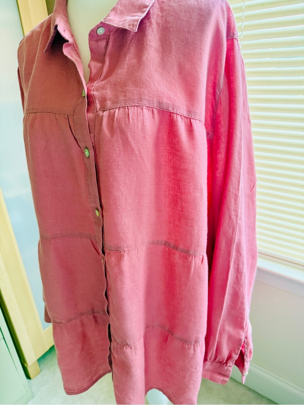 J. Jill Love Linen Rose Button-Down Tunic Linen Shirt 3X - Picture 2 of 11